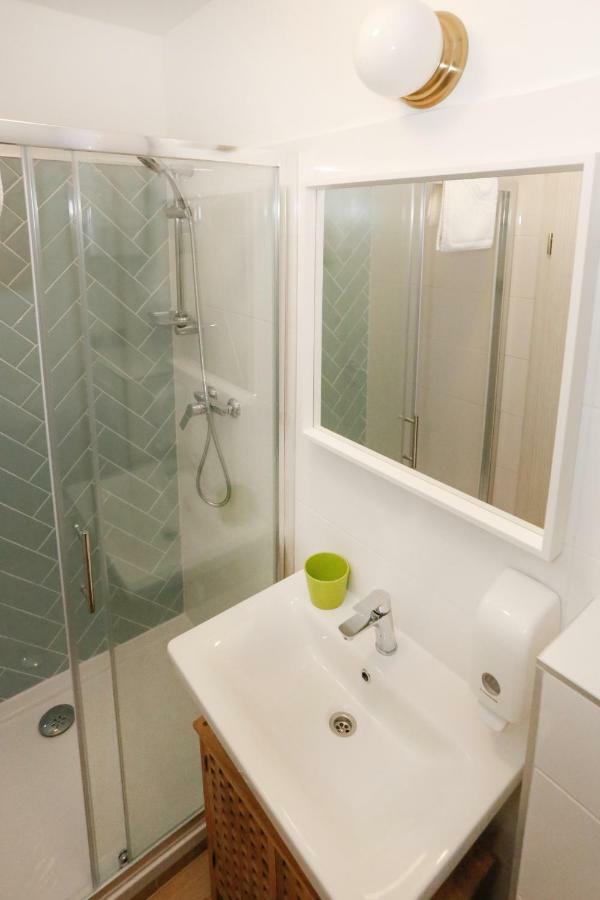 Apartments And Rooms Stone House Spalato Esterno foto